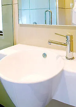***  Tune Hotel Georgetown Penang מלזיה